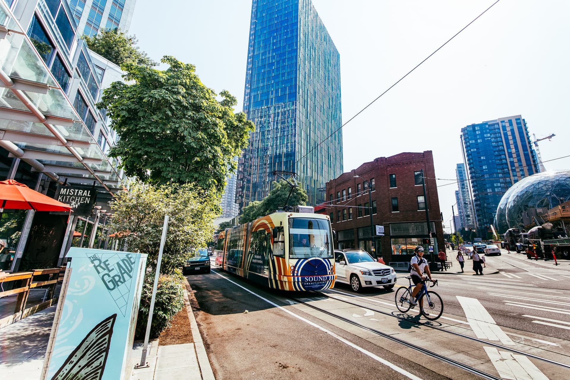 Amazon's hunt for a second HQ is likely to end in a vibrant, walkable, urban place