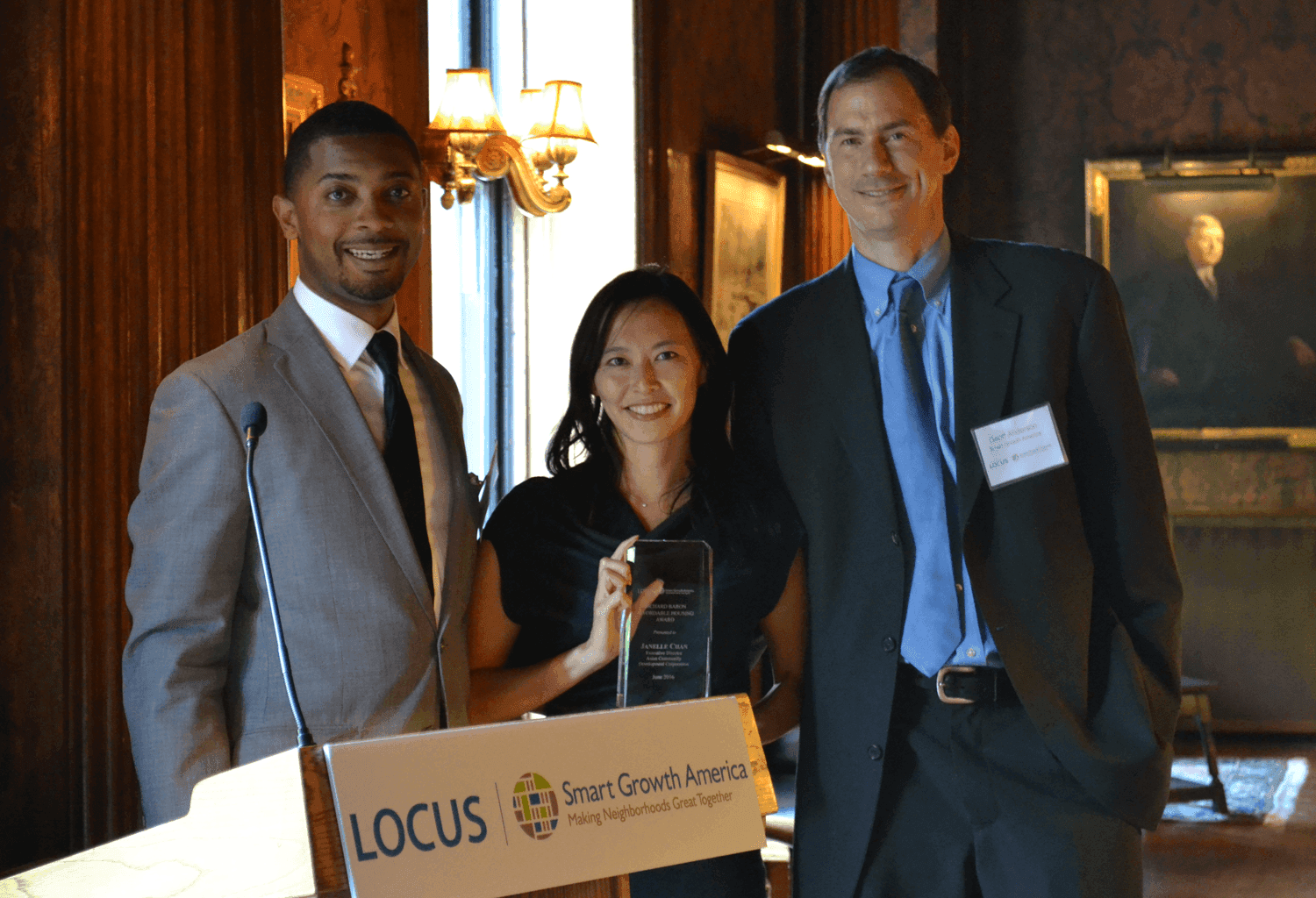Nominate an outstanding developer for the 2017 LOCUS Leadership Award